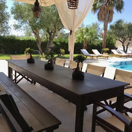 Elea Villa *